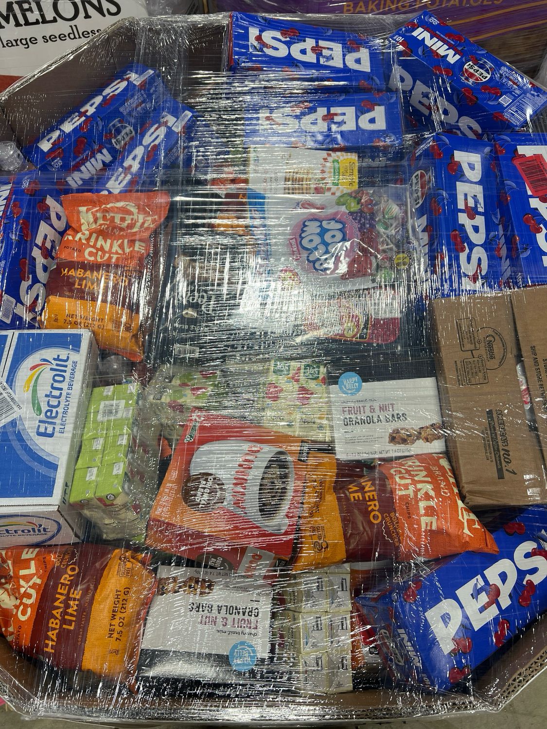 Amazon-Food-Pallets-AMZF-3504.jpg